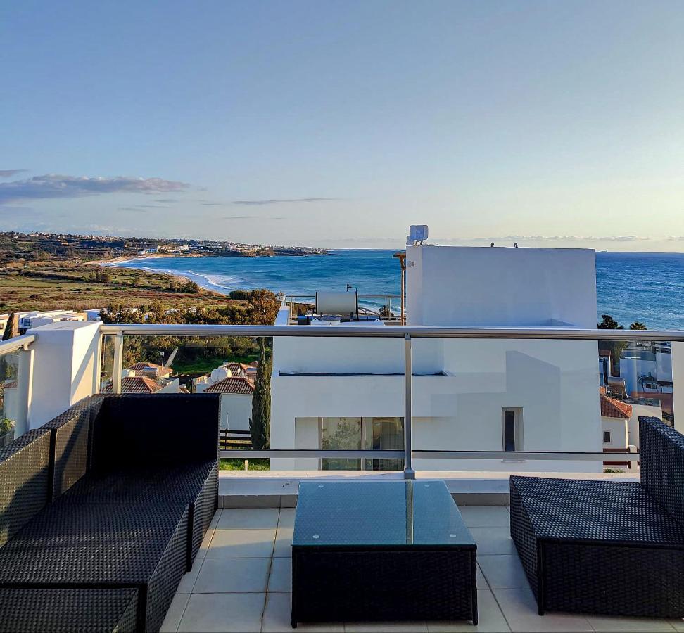 3 Bedroom Seaview Villa Direct In Coral Bay With Pool Exterior photo